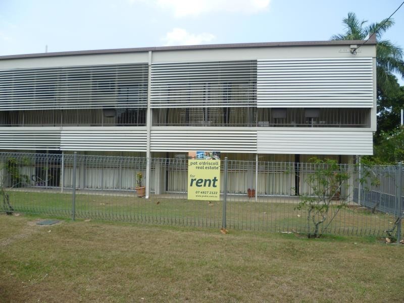 2/15 Thurston Street, Allenstown QLD 4700